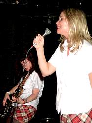 Laura&Sabrina121.jpg