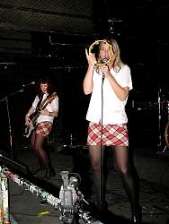 Laura&Sabrina127.jpg
