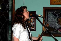 Laura910.jpg