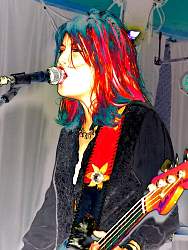 Dominique8.jpg