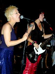 Chloe&Melanie4.jpg