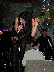 Kirstin&Jengo1.jpg